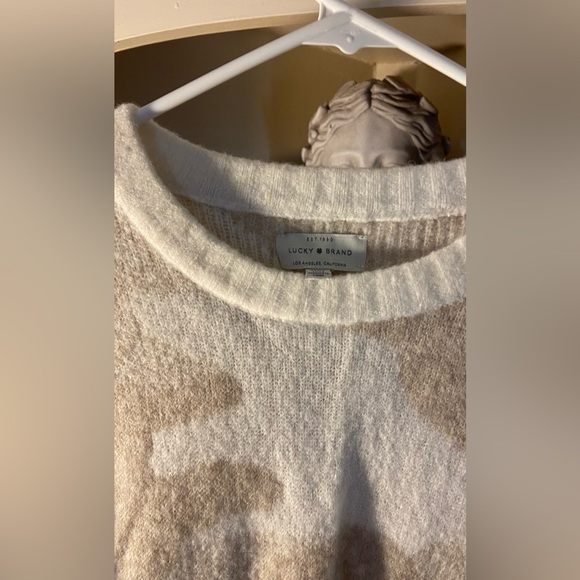 Sweater - Picture 3 of 4